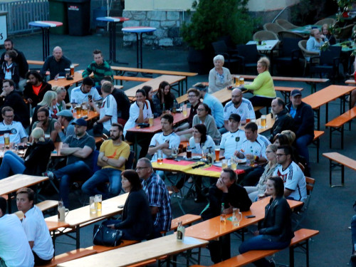 Public Viewing EM Deutschland Frankreich Trompeter,Buttler\'s, Rossini,KKH, Treffpunkt – Foto 7