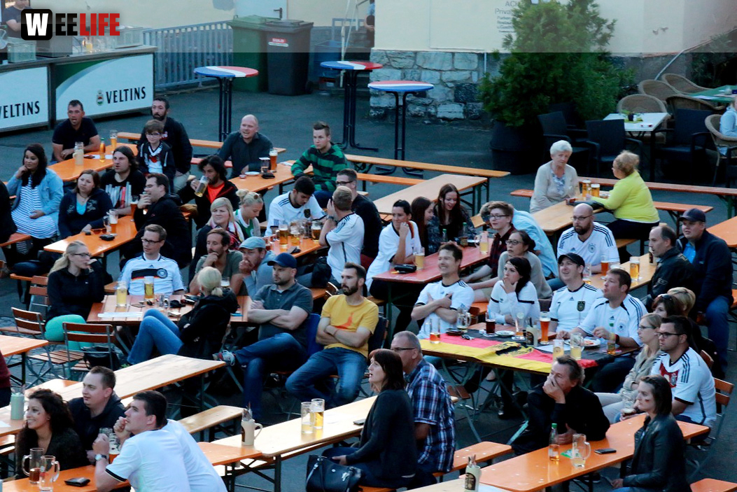 Public Viewing EM Deutschland Frankreich Trompeter,Buttler\'s, Rossini,KKH, Treffpunkt
