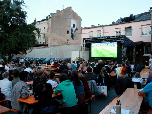 Public Viewing EM Deutschland Frankreich Trompeter,Buttler\'s, Rossini,KKH, Treffpunkt – Foto 16