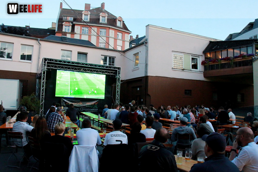 Public Viewing EM Deutschland Frankreich Trompeter,Buttler\'s, Rossini,KKH, Treffpunkt