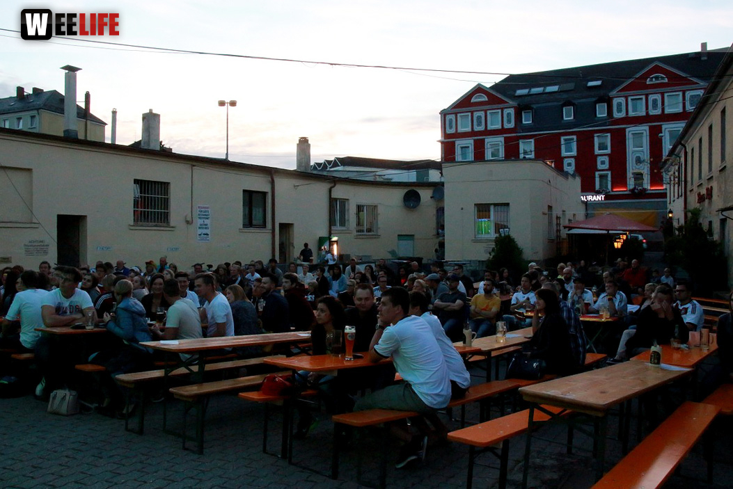 Public Viewing EM Deutschland Frankreich Trompeter,Buttler\'s, Rossini,KKH, Treffpunkt