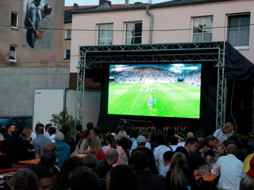 Public Viewing EM Deutschland Frankreich Trompeter,Buttler\'s, Rossini,KKH, Treffpunkt – Foto 24