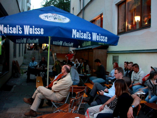 Public Viewing EM Deutschland Frankreich Trompeter,Buttler\'s, Rossini,KKH, Treffpunkt – Foto 36
