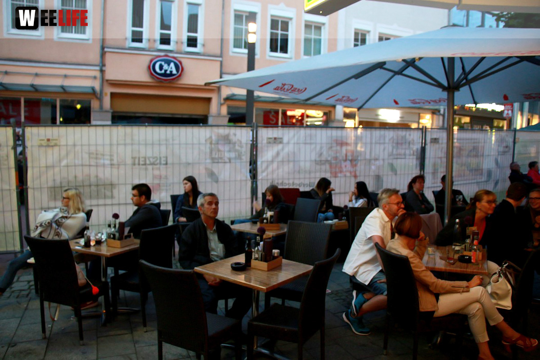Public Viewing EM Deutschland Frankreich Trompeter,Buttler\'s, Rossini,KKH, Treffpunkt