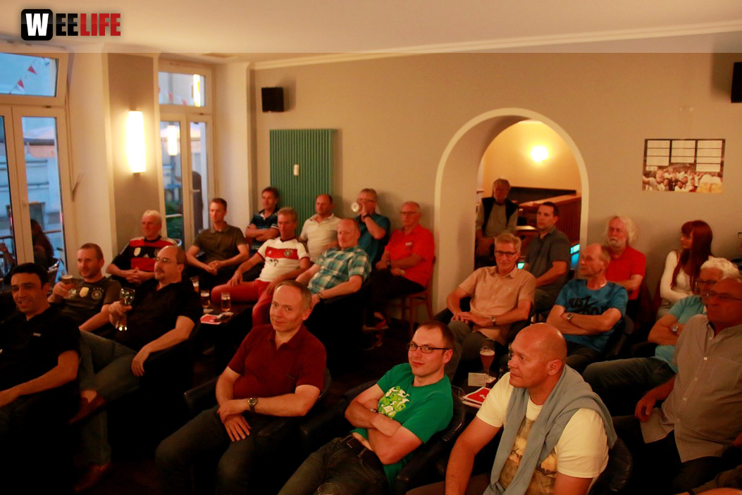 Public Viewing EM Deutschland Frankreich Trompeter,Buttler\'s, Rossini,KKH, Treffpunkt