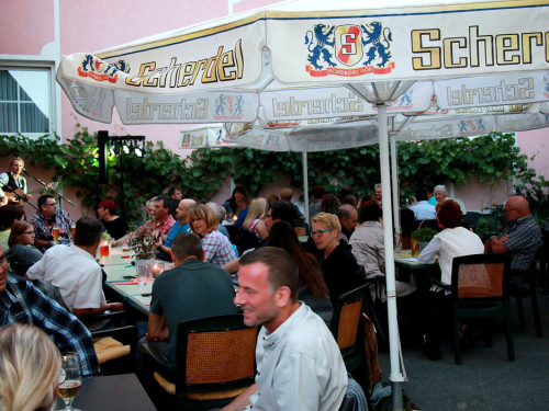 Sommerfest Gasthof Grüne Linde mit play again sam light – Foto 24
