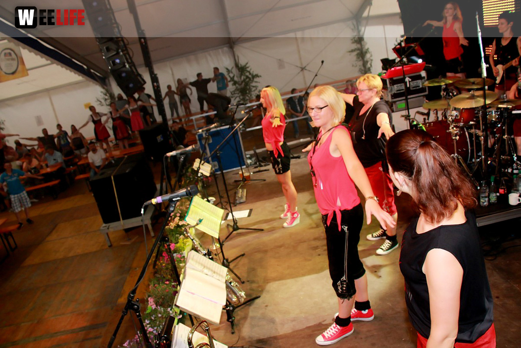 Wiesenfest Isertaler Hexe