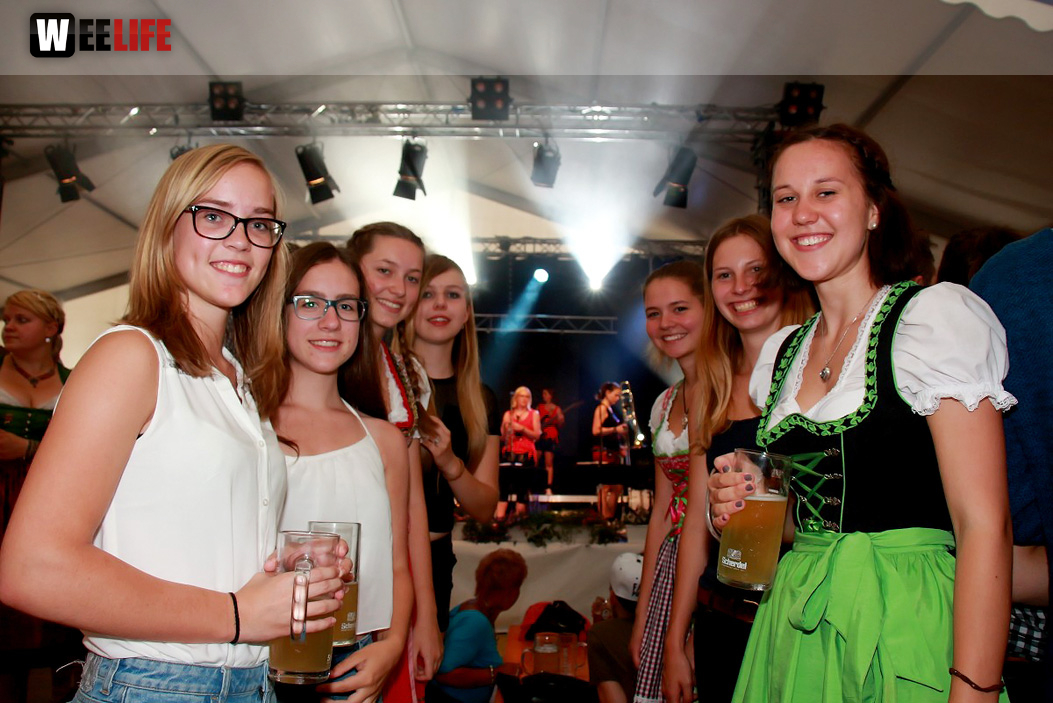Wiesenfest Isertaler Hexe