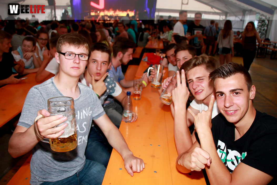 Wiesenfest Isertaler Hexe