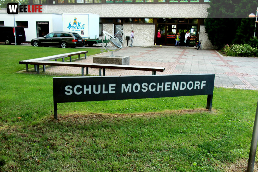 Innenhof Konzert Moschendorf mit FRIEDRICH & WIESENHÜTTER