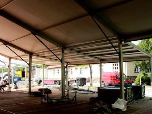 Volksfestaufbau Die Halln – Foto 13
