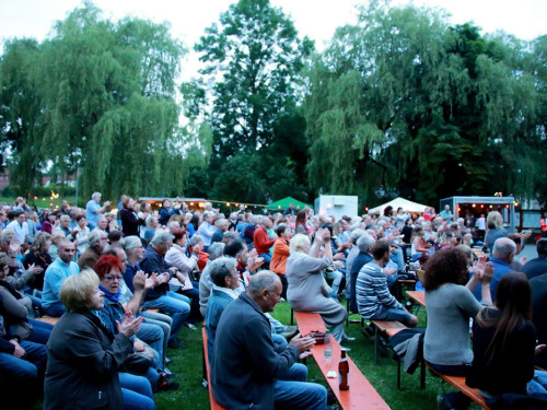 Sommerabend am Saaleufer mit Joy in Belief – Foto 17