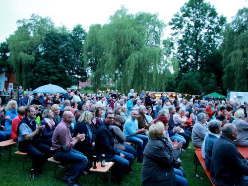 Sommerabend am Saaleufer mit Joy in Belief – Foto 19