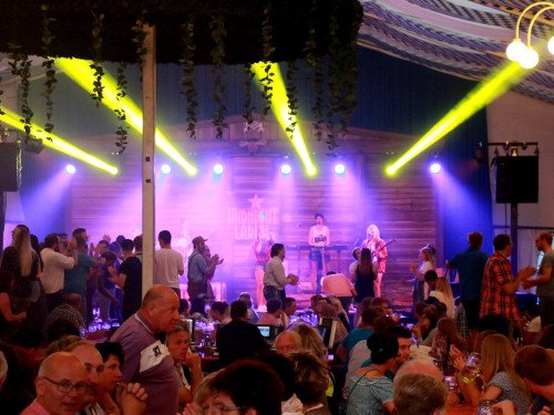 Wiesenfest Schwarzenbach Saale mit Midnight Ladies – Foto 24