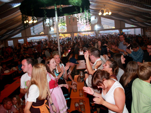 Wiesenfest Schwarzenbach Saale mit Midnight Ladies – Foto 40