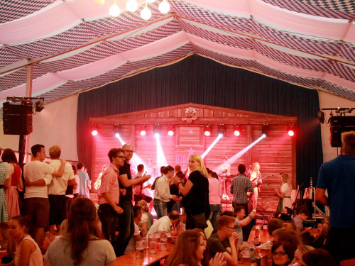 Wiesenfest Schwarzenbach Saale mit Midnight Ladies – Foto 44