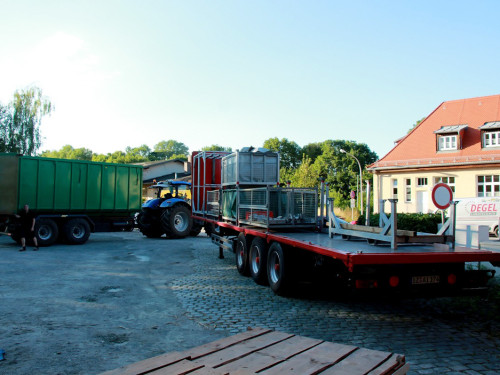 Volksfest Aufbau Zelt Biermeile Platz – Foto 2