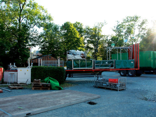 Volksfest Aufbau Zelt Biermeile Platz – Foto 14