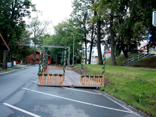 Volksfestaufbau 24.7.16 – Foto 49