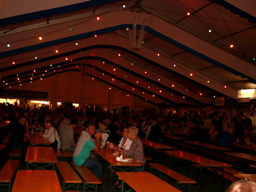 Wiesenfest Selbitz mit Stieflziacha Showband – Foto 16
