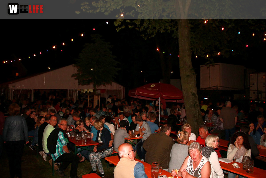 Wiesenfest Selbitz mit Stieflziacha Showband