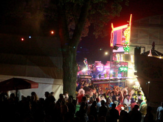 Foto 174140 im Album