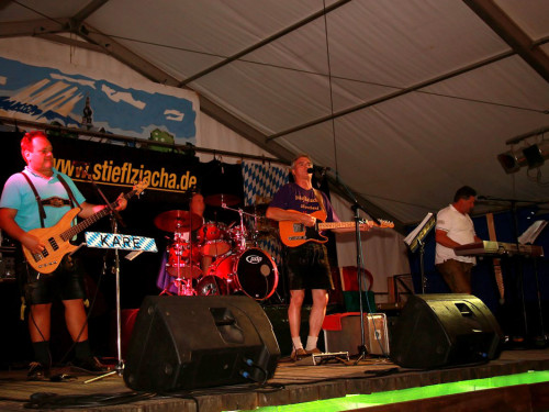 Wiesenfest Selbitz mit Stieflziacha Showband – Foto 43