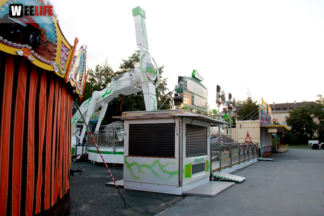 Volksfestaufbau Endspurt 27.7.16