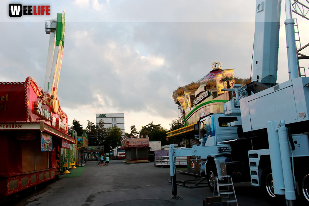 Volksfestaufbau Endspurt 27.7.16