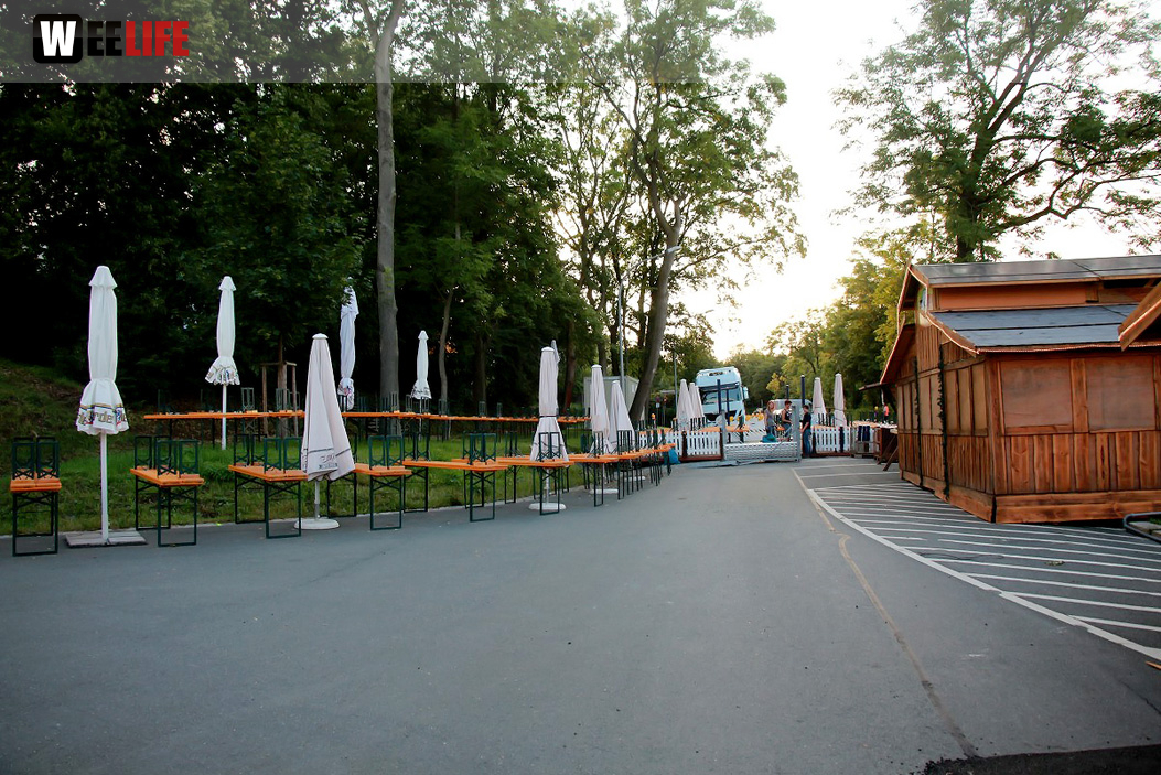 Volksfestaufbau Endspurt 27.7.16