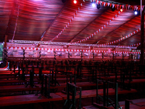 Volksfestaufbau Endspurt 27.7.16 – Foto 85