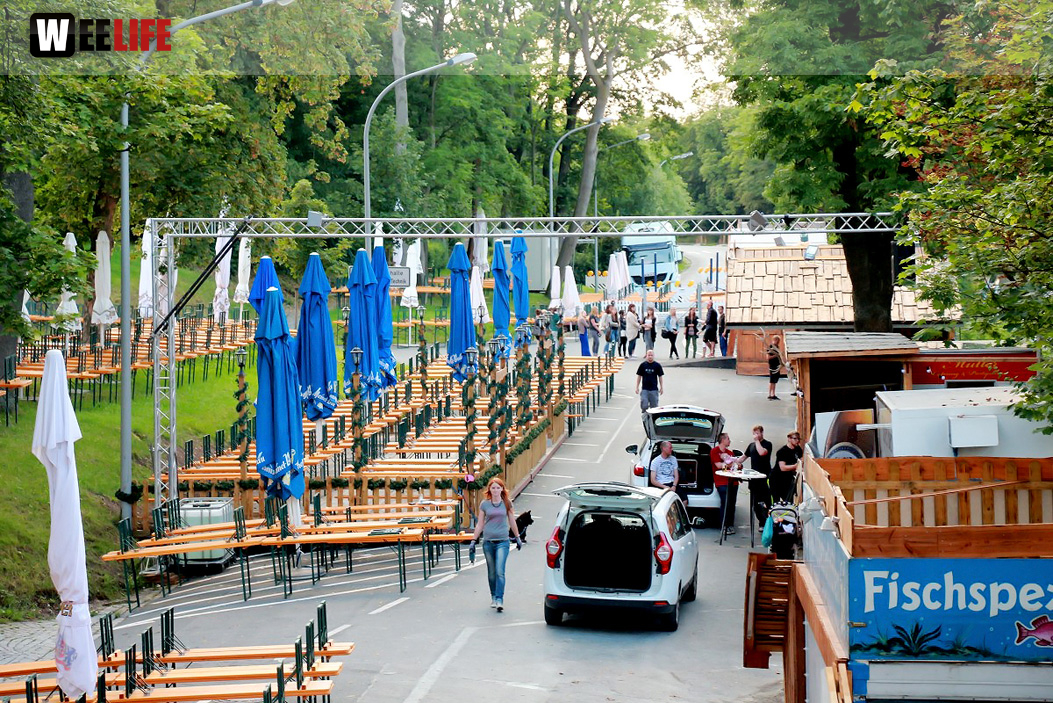 Volksfestaufbau Endspurt 27.7.16