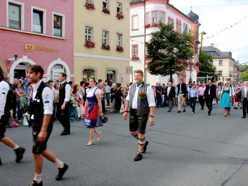Hofer Volksfest 2016  Festzug Teil 1 29.7.16  – Foto 11