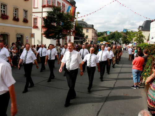 Hofer Volksfest 2016  Festzug Teil 1 29.7.16  – Foto 20