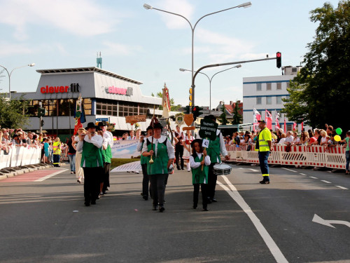 Hofer Volksfest 2016  Festzug Teil 3 29.7.16  – Foto 56