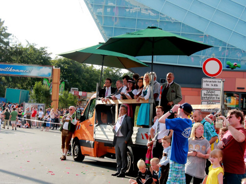 Hofer Volksfest 2016  Festzug Teil 3 29.7.16  – Foto 58