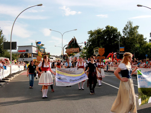 Hofer Volksfest 2016  Festzug Teil 3 29.7.16  – Foto 60