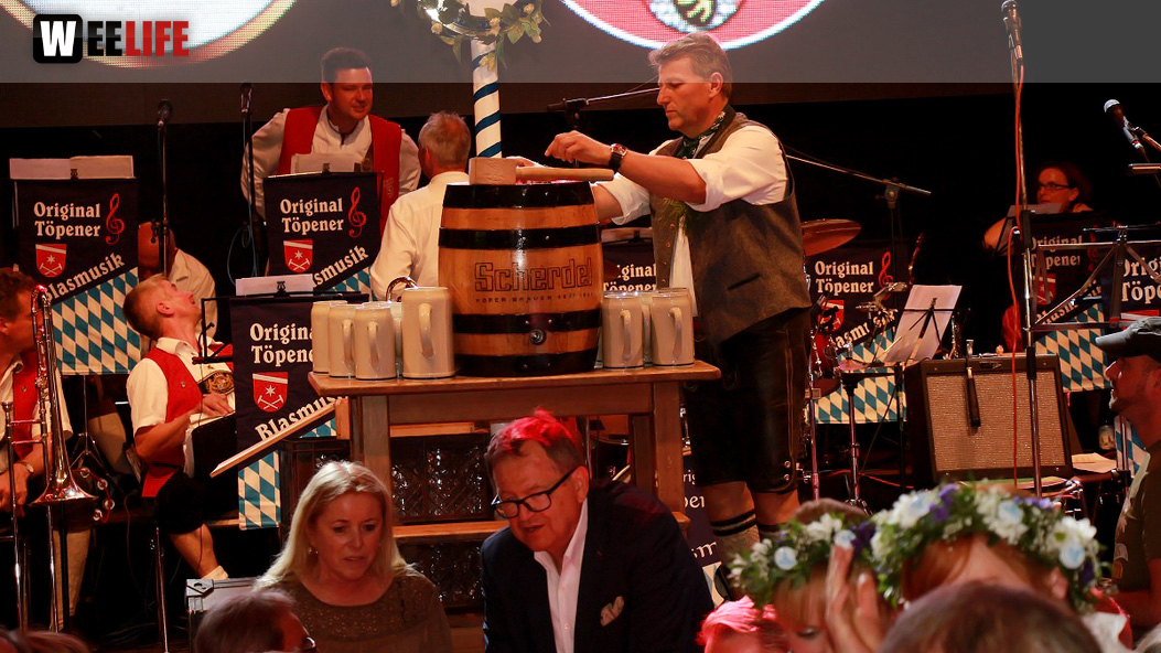 Hofer Volksfest 2016 Tag 1 Freitag BierAnstich