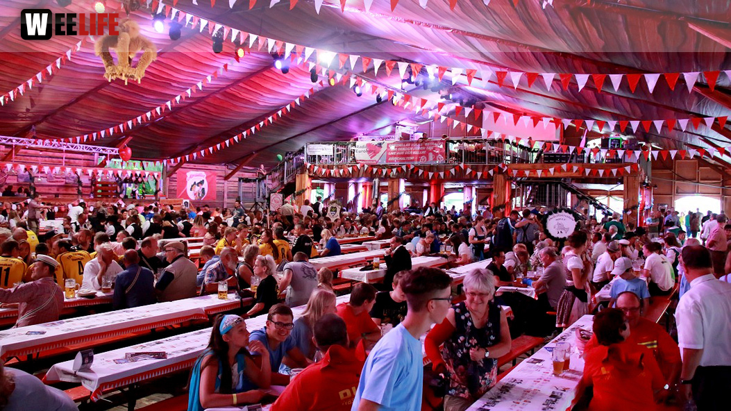Hofer Volksfest 2016 Tag 1 Freitag Nach dem Umzug  Original Töpener Blasmusik
