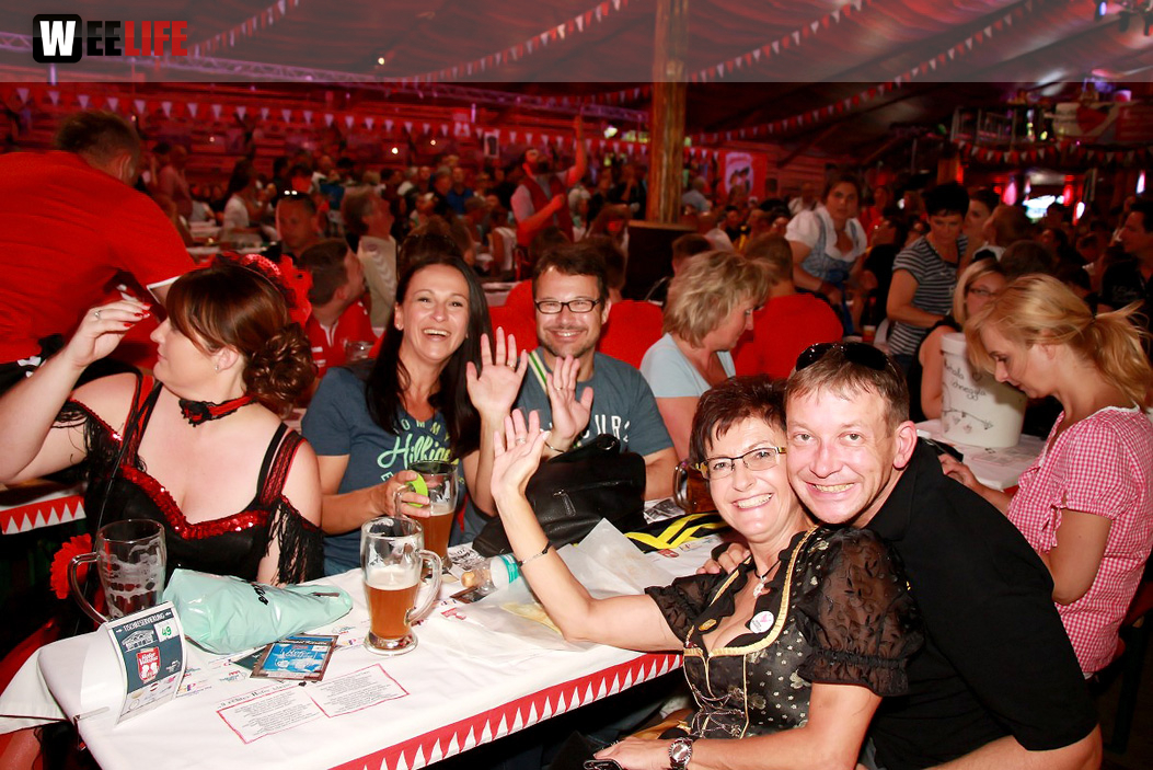 Hofer Volksfest 2016 Tag 1 Freitag Nach dem Umzug  Original Töpener Blasmusik