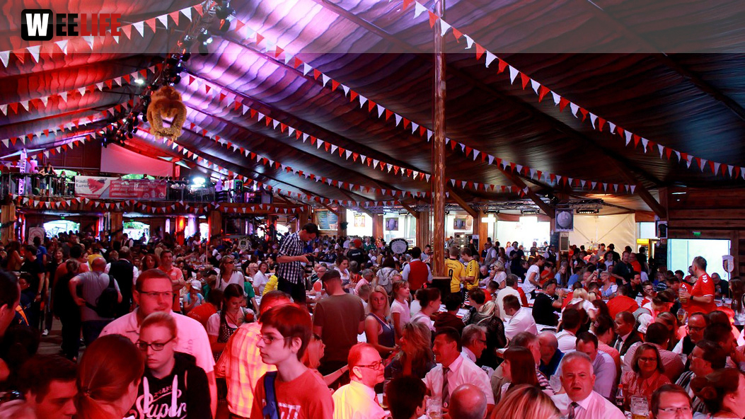Hofer Volksfest 2016 Tag 1 Freitag Nach dem Umzug  Original Töpener Blasmusik