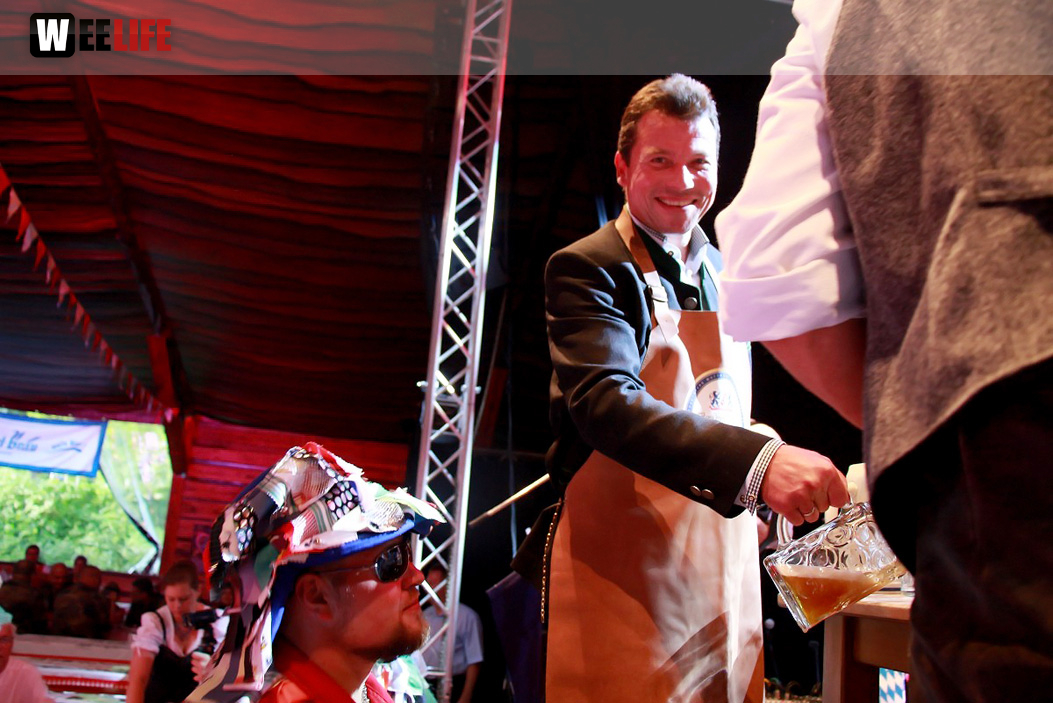 Hofer Volksfest 2016 Tag 1 Freitag Nach dem Umzug  Original Töpener Blasmusik