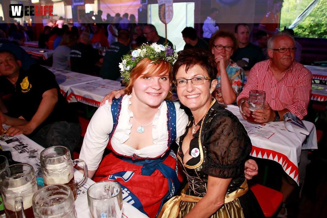Hofer Volksfest 2016 Tag 1 Freitag Nach dem Umzug  Original Töpener Blasmusik