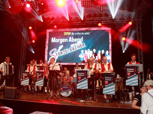 Hofer Volksfest 2016 Tag 1 Freitag Abends Original Töpener Blasmusik – Foto 7