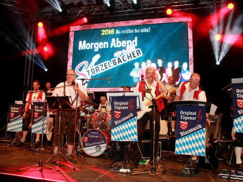 Hofer Volksfest 2016 Tag 1 Freitag Abends Original Töpener Blasmusik – Foto 8