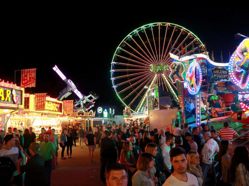 Hofer Volksfest 2016 Tag 1 Freitag Abends Original Töpener Blasmusik – Foto 58