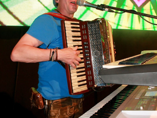 Hofer Volksfest 2016 Tag 2 Samstag Tag der Landjugend  Die Störzelbacher – Foto 10