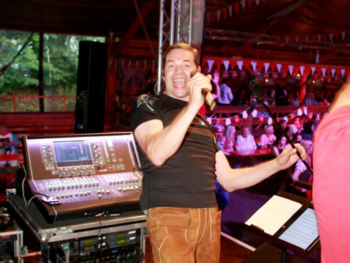 Hofer Volksfest 2016 Tag 2 Samstag Tag der Landjugend  Die Störzelbacher – Foto 13