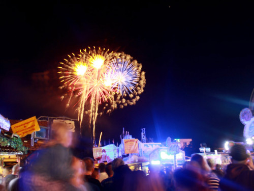 Hofer Volksfest 2016 Tag 2 Samstag EröffnungsFeuerwerk – Foto 6