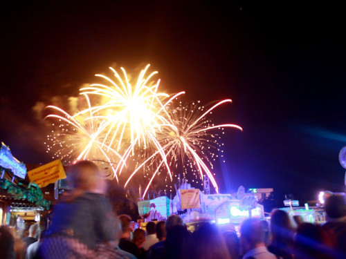 Hofer Volksfest 2016 Tag 2 Samstag EröffnungsFeuerwerk – Foto 7